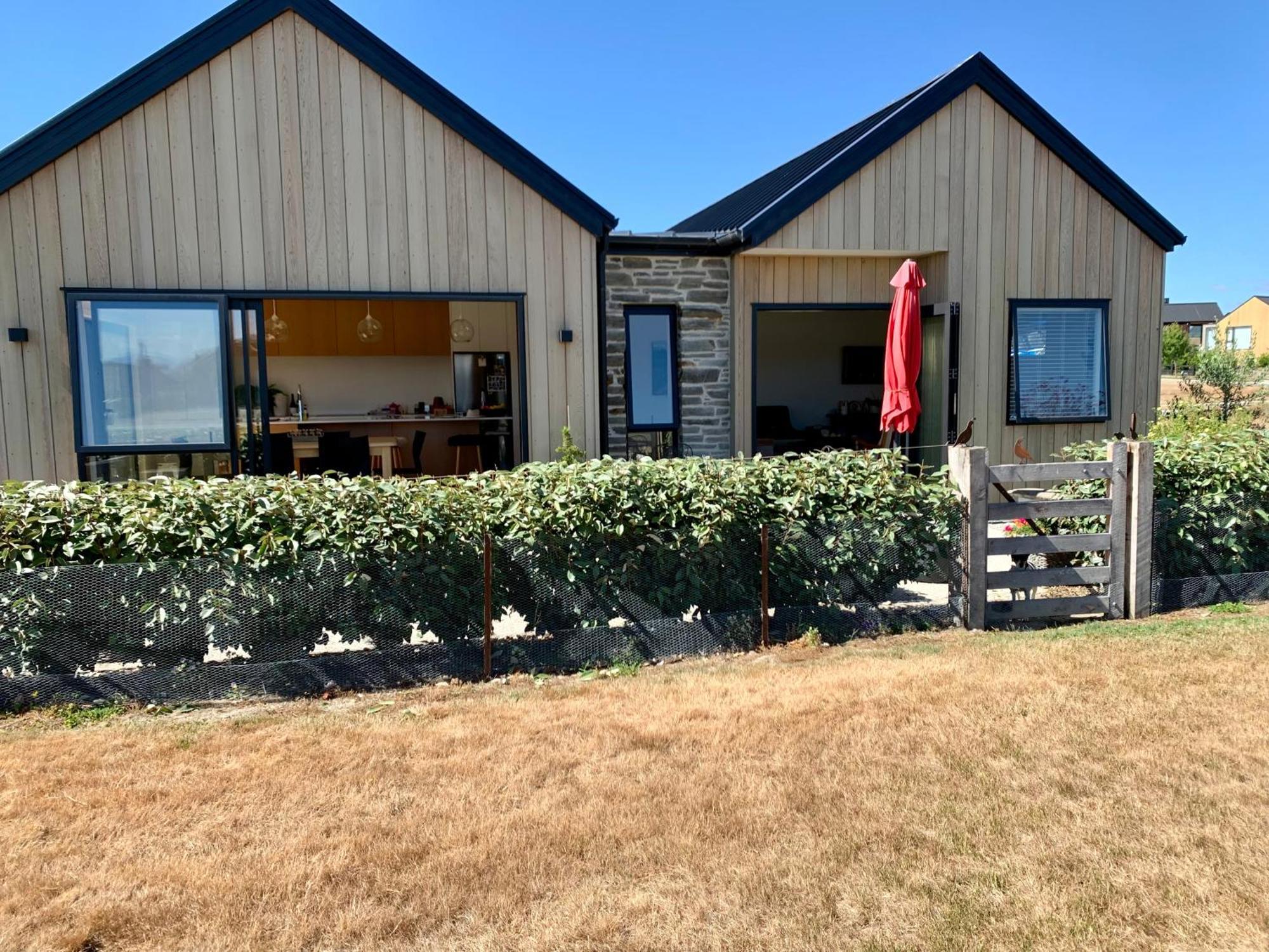 Villa Alpine Abode Wanaka Exterior foto